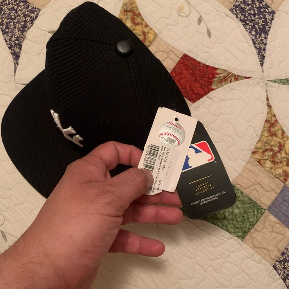 MLB: Yankee 99’ series Champs hat - Picture 10 of 11